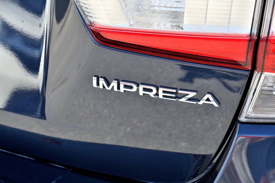 Subaru Impreza Sport, eyesight, apple carplay, android auto, toit ouvrant, phares directionnels, sièges chauffants, caméra de recul 2020 Complice de vos passions
