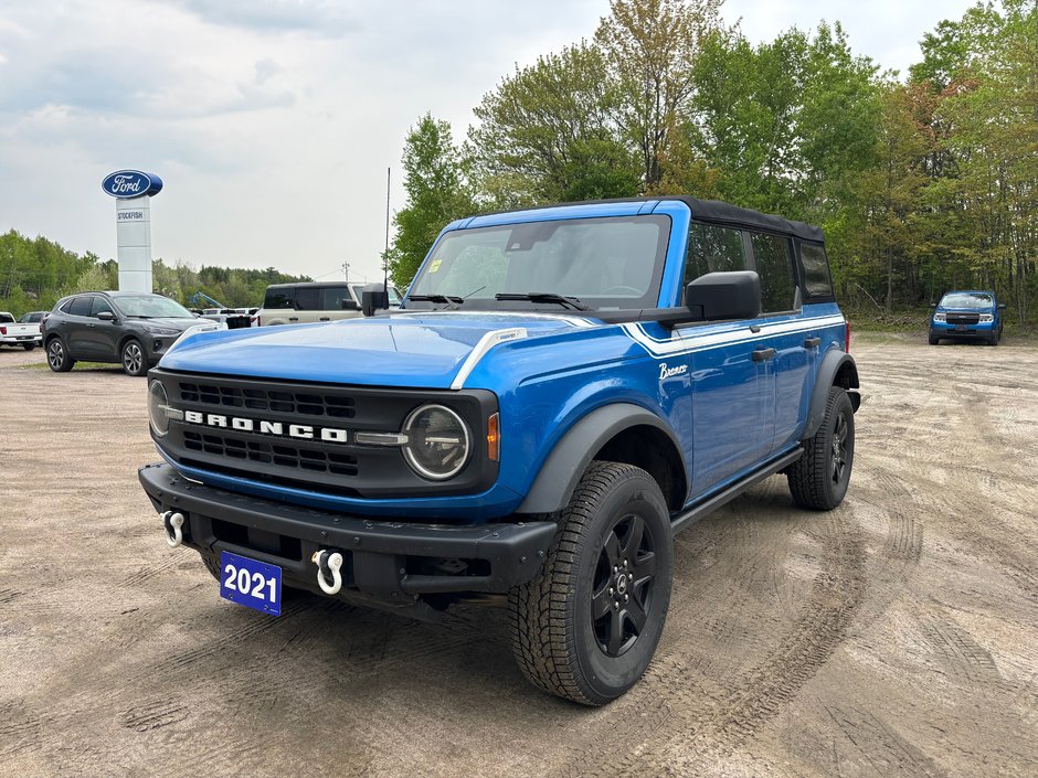 Ford Bronco Black Diamond 2021 à North Bay, Ontario - w940px