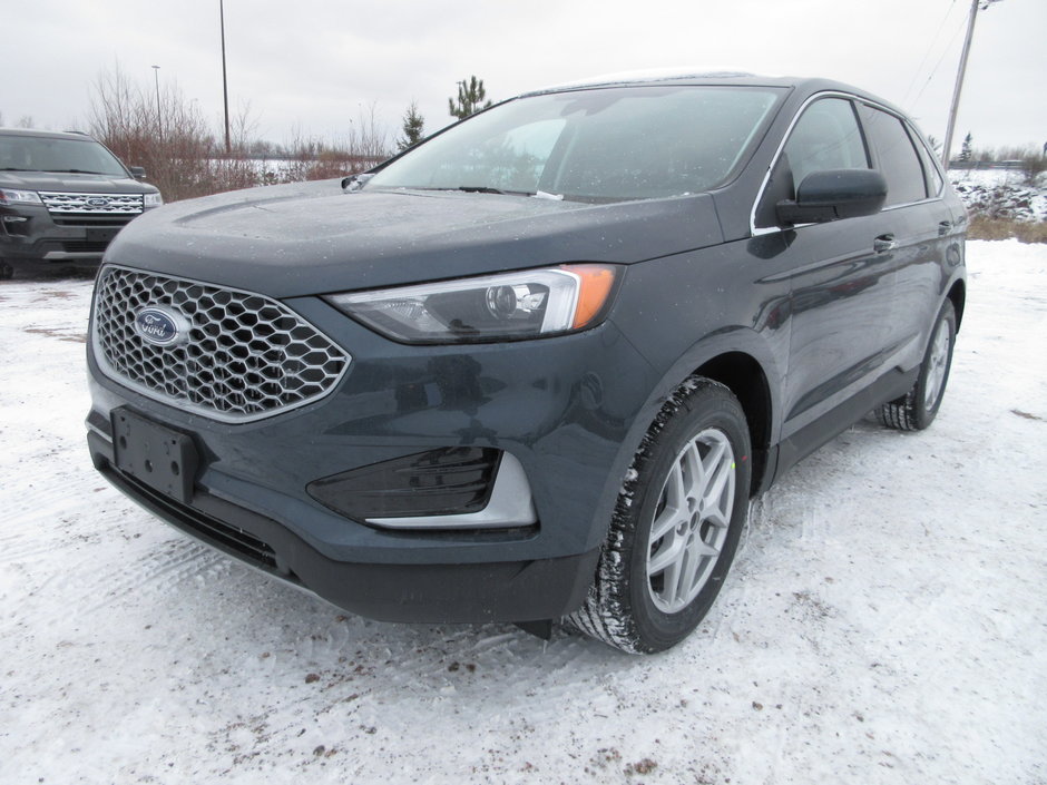 2024 Ford Edge SEL in North Bay, Ontario - w940px
