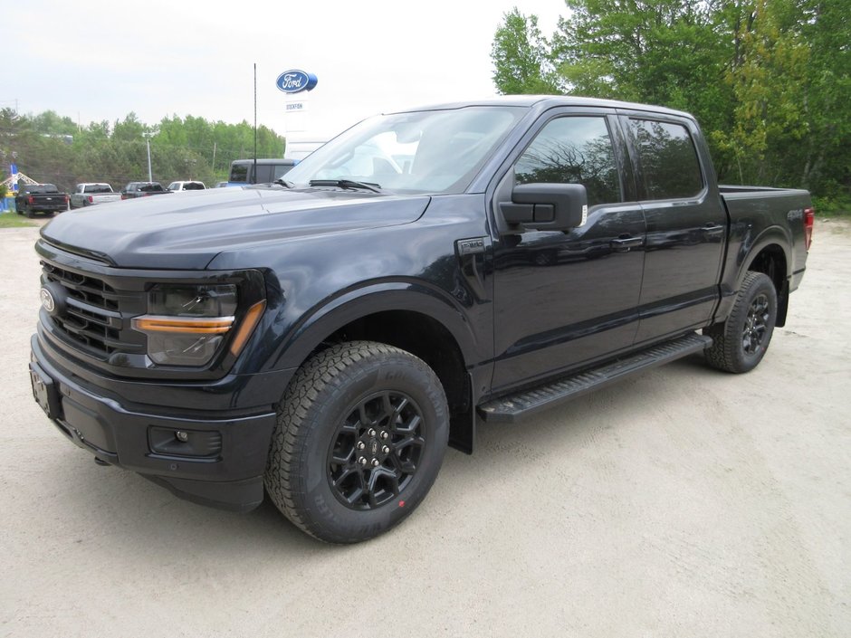 2025 Ford F-150 XLT in North Bay, Ontario - w940px