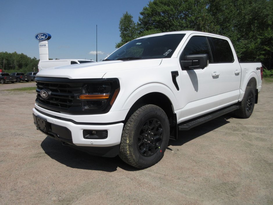 2025 Ford F-150 XLT in North Bay, Ontario - w940px