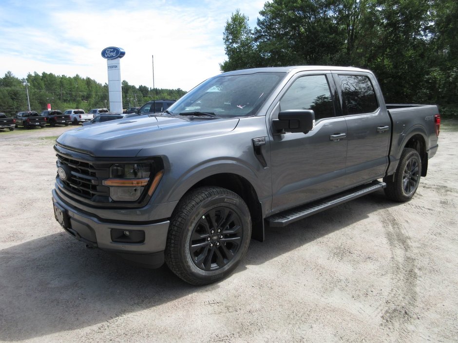 2025 Ford F-150 XLT in North Bay, Ontario - w940px
