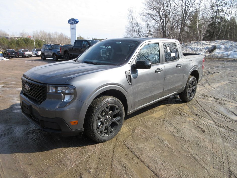 2025 Ford Maverick XLT in North Bay, Ontario - w940px