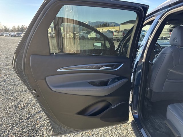 2023 Buick Enclave Premium-5