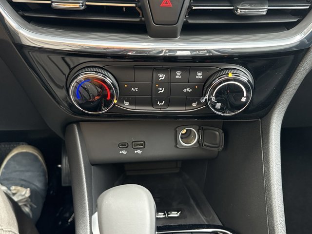 2025 Buick Encore GX Sport Touring-19