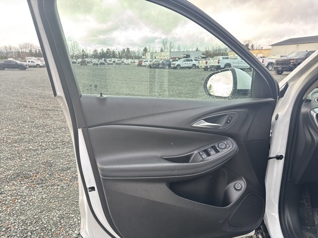 2025 Buick Encore GX Sport Touring-5