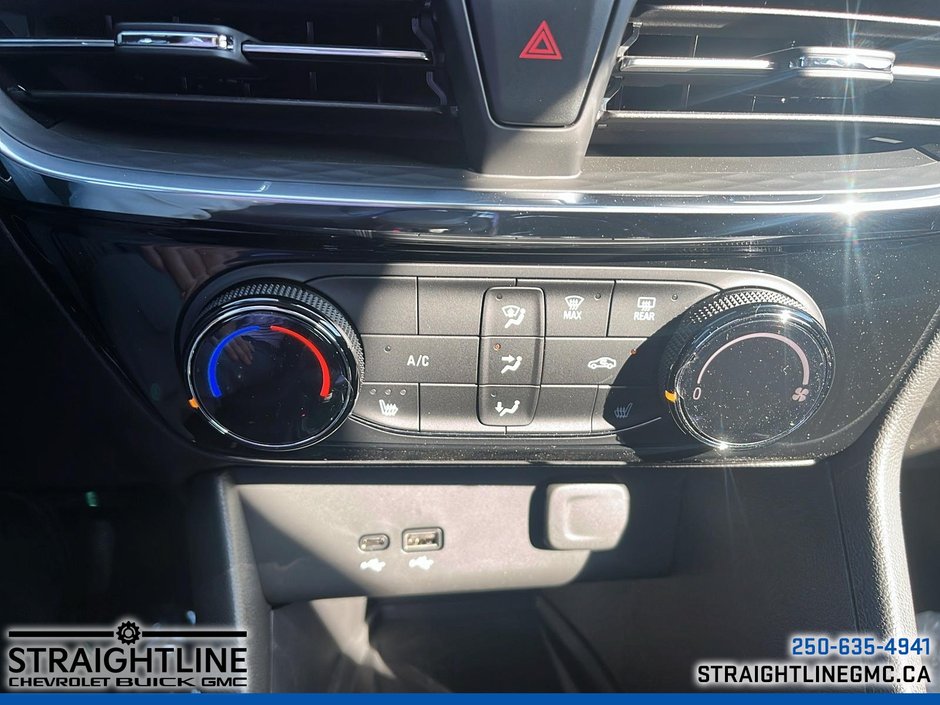 2026 Buick Encore GX Sport Touring-17
