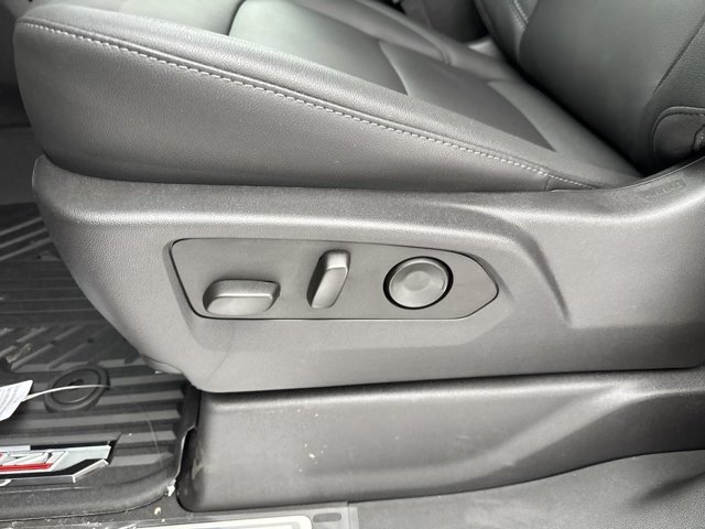 2025 Chevrolet Silverado 1500 RST-10