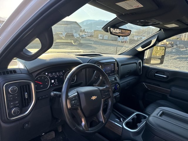 2020 Chevrolet Silverado 3500HD High Country-12