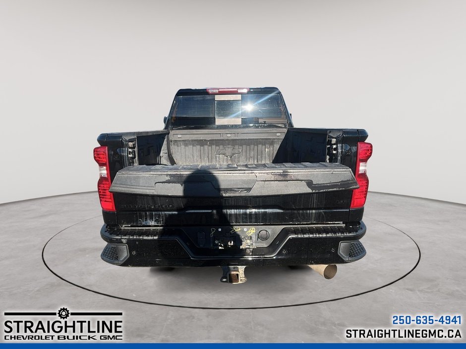 2022 Chevrolet Silverado 3500HD LT-22