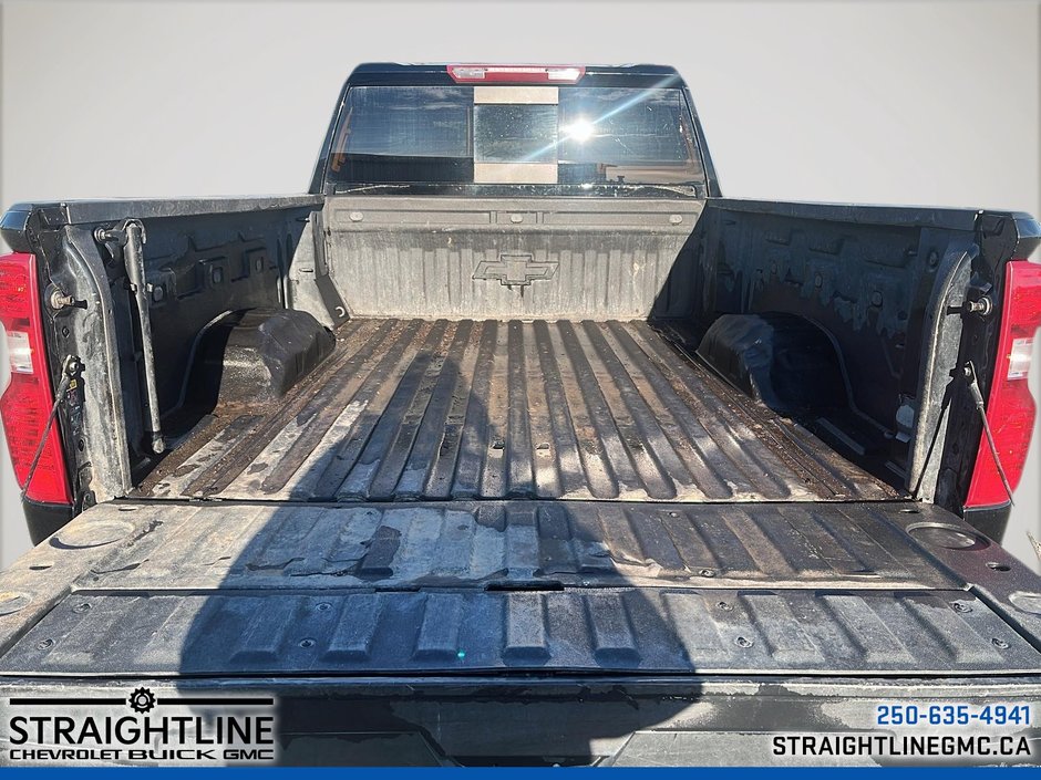 2022 Chevrolet Silverado 3500HD LT-14