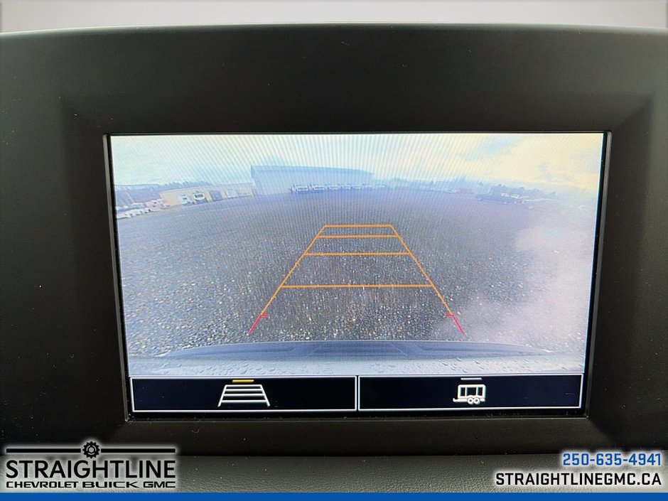 2023 Chevrolet Suburban LS-15