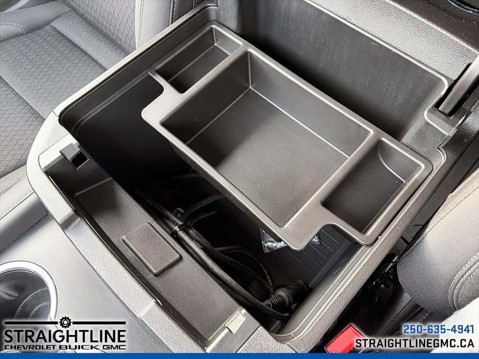 2023 Chevrolet Suburban LS-18