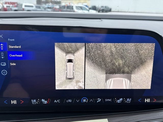 2025 Chevrolet Suburban Premier-20