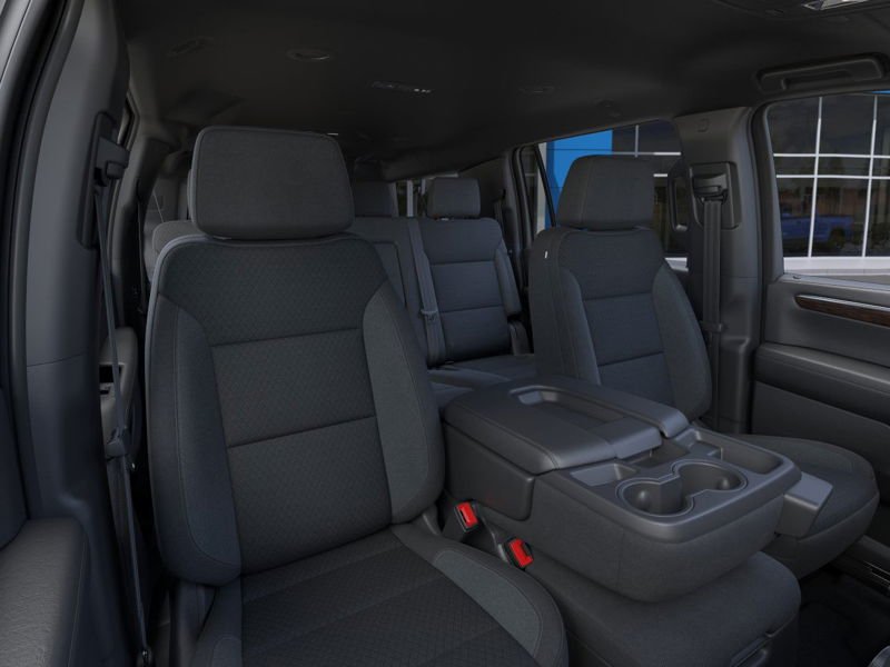 2025 Chevrolet Suburban LS-5