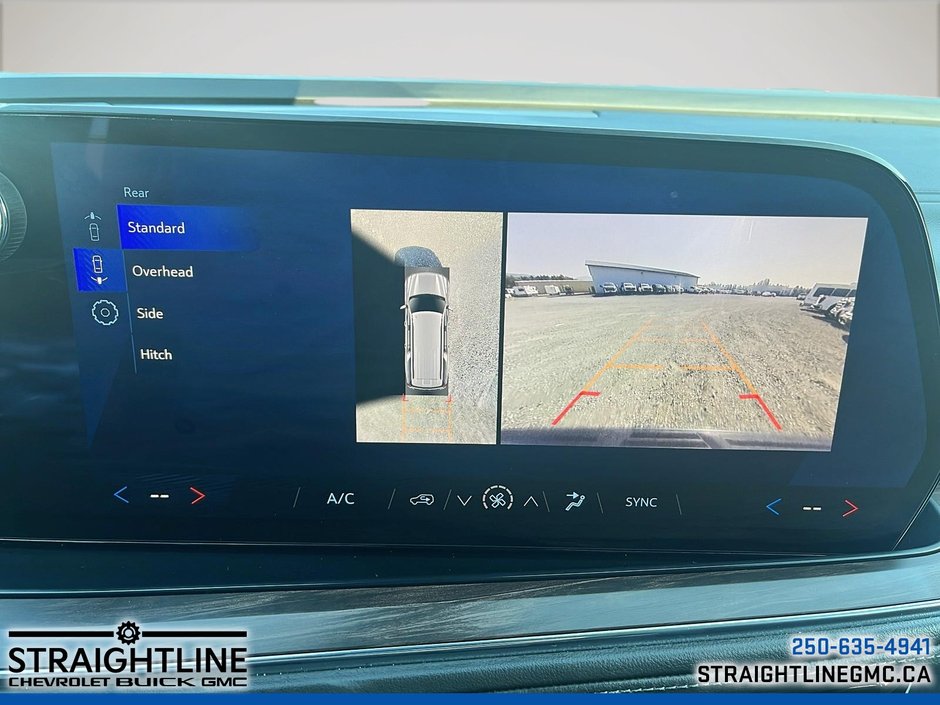 2025 Chevrolet Suburban LS-14