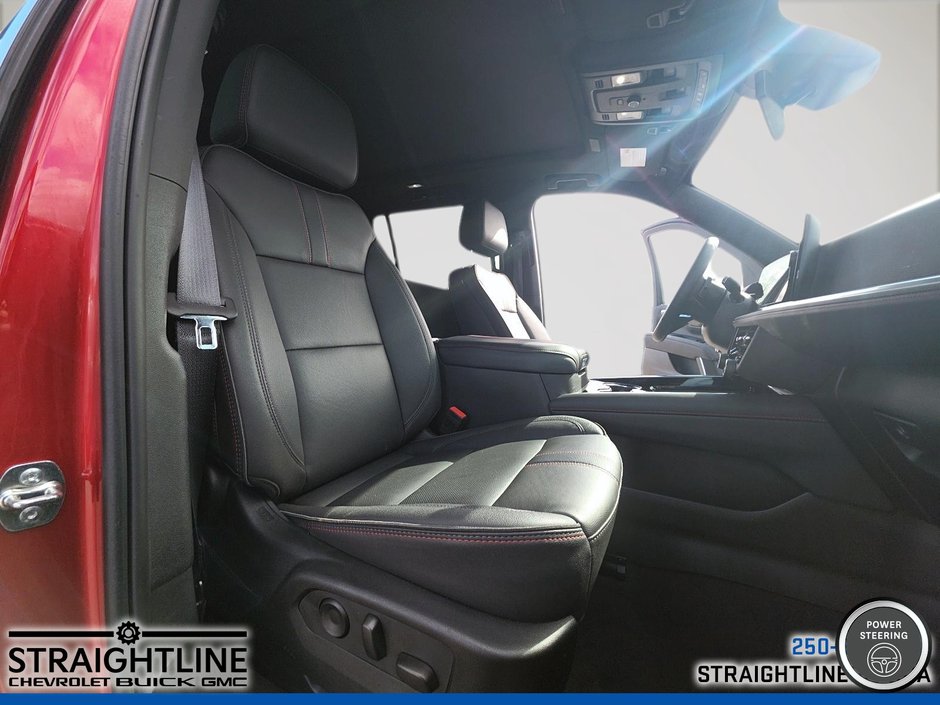 2025 Chevrolet Suburban RST-8