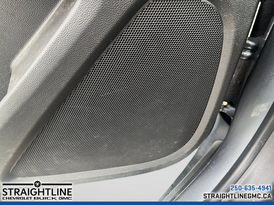 2021 Chevrolet Traverse LS-19