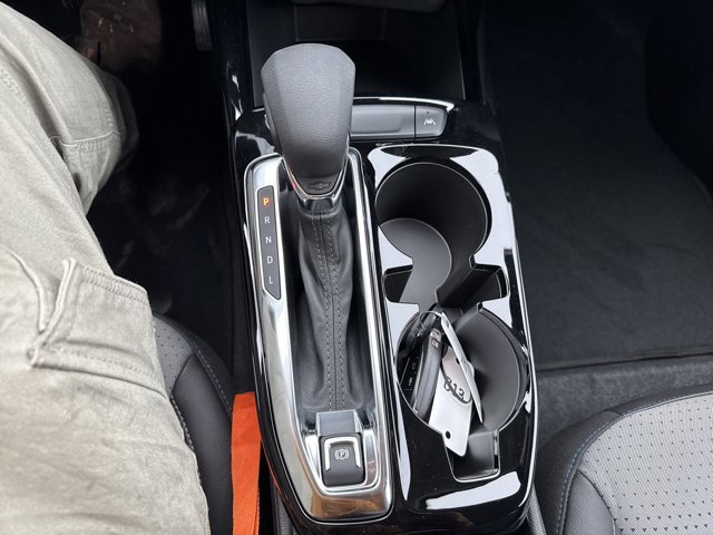 2025 Chevrolet Trax LT-19