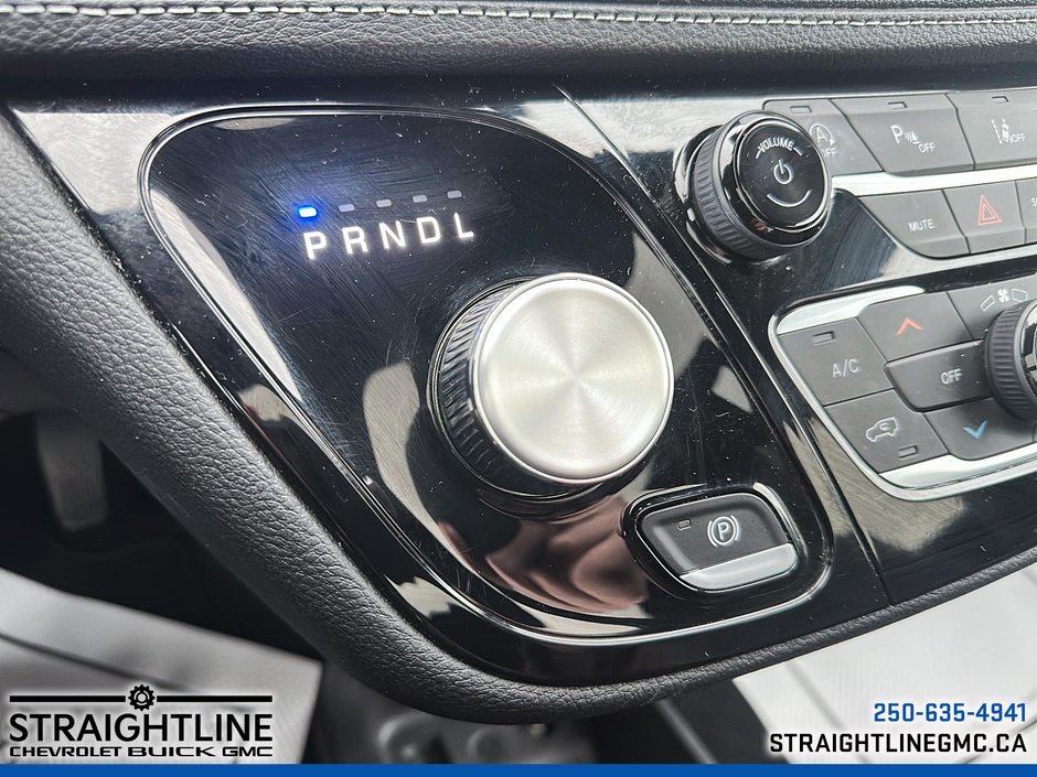 2025 Chrysler Pacifica Select-13