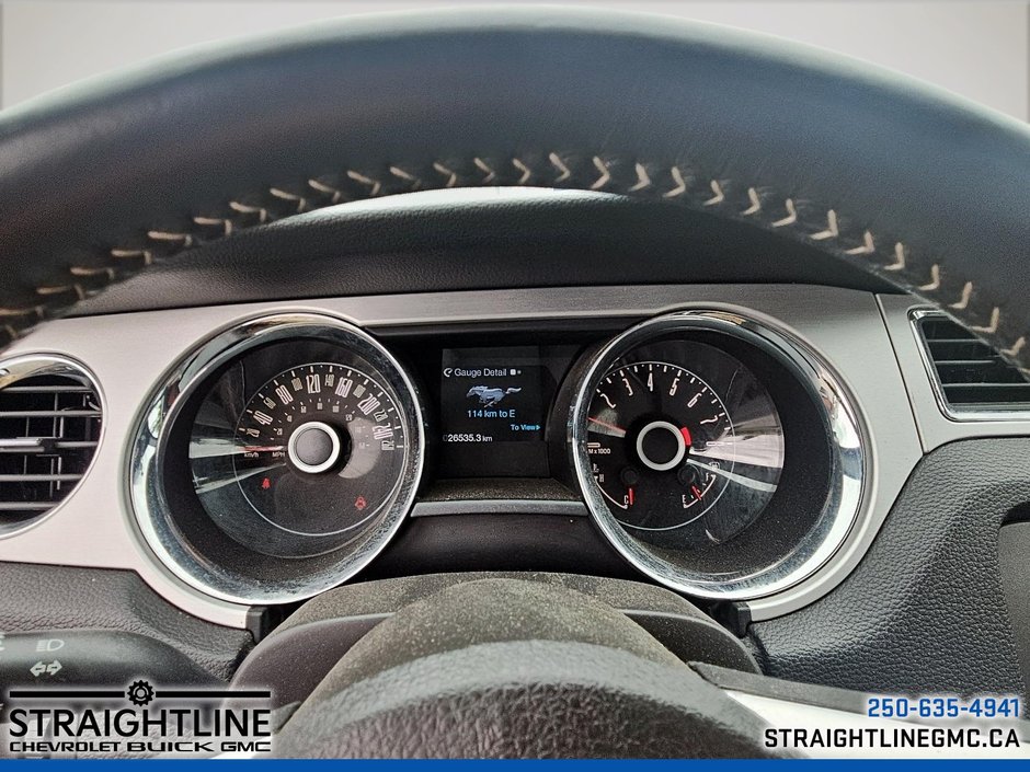 2014 Ford Mustang V6 Premium-12