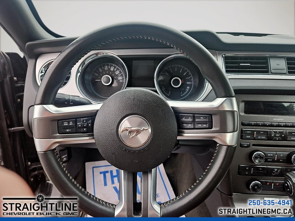 2014 Ford Mustang V6 Premium-10