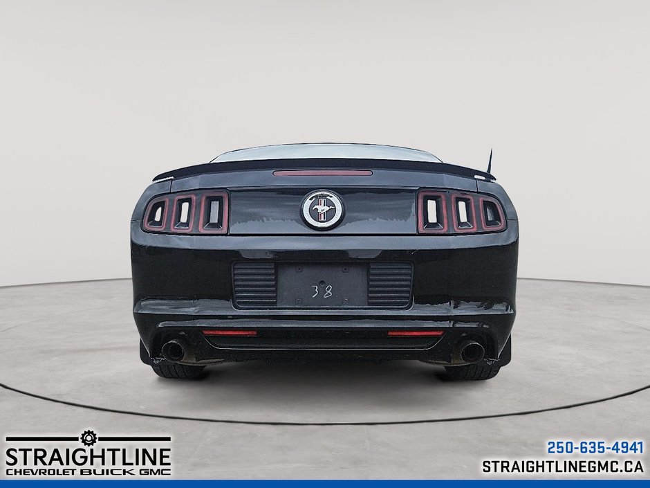 2014 Ford Mustang V6 Premium-2