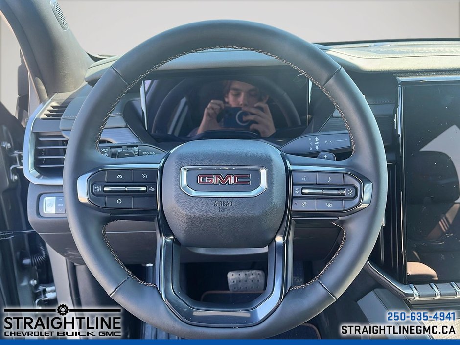 2025 GMC Acadia AT4-11