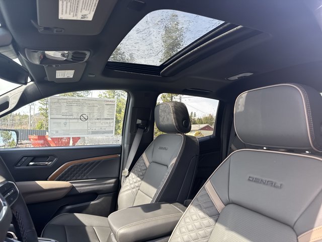 2025 GMC Canyon DENALI-15