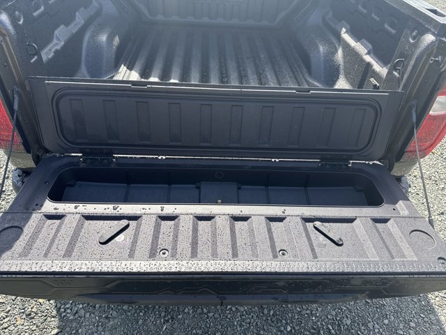 2025 GMC Canyon DENALI-7