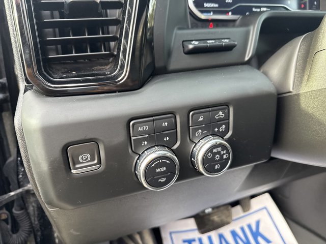 2023 GMC Sierra 1500 AT4-11