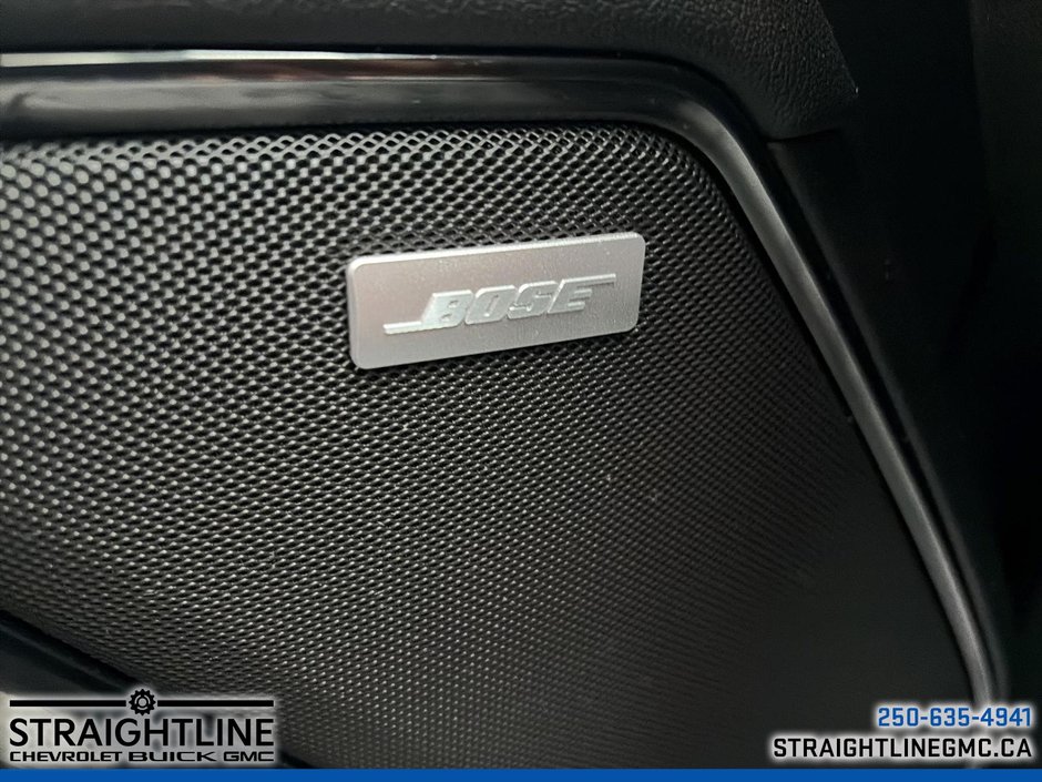 2023 GMC Sierra 1500 AT4-22