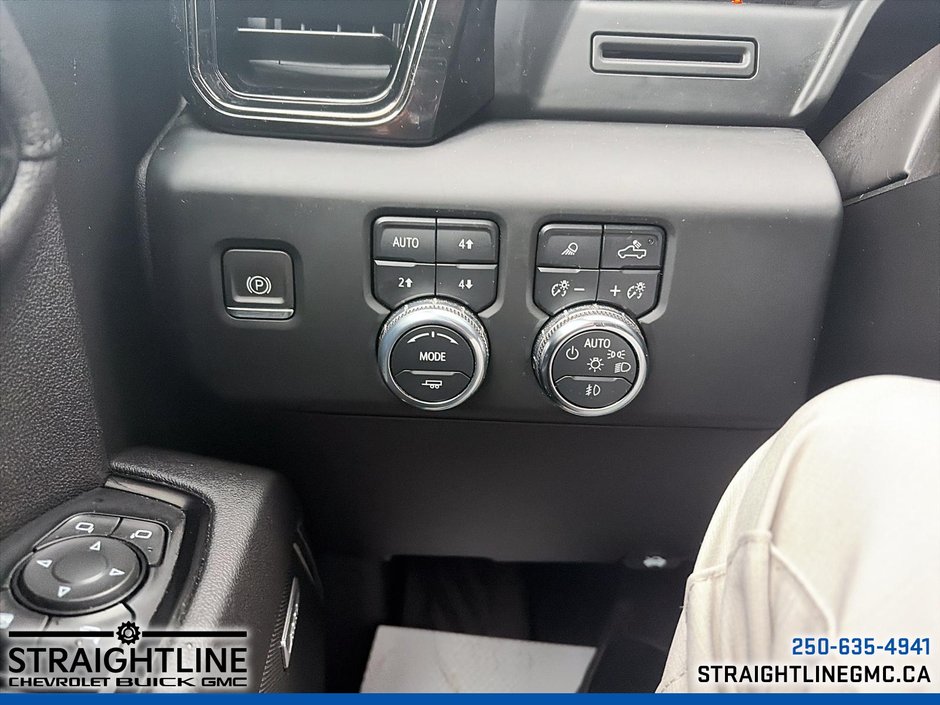 2023 GMC Sierra 1500 AT4-14