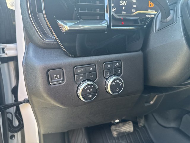 2025 GMC Sierra 1500 SLE-12