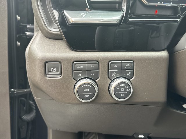 2025 GMC Sierra 1500 SLT-13