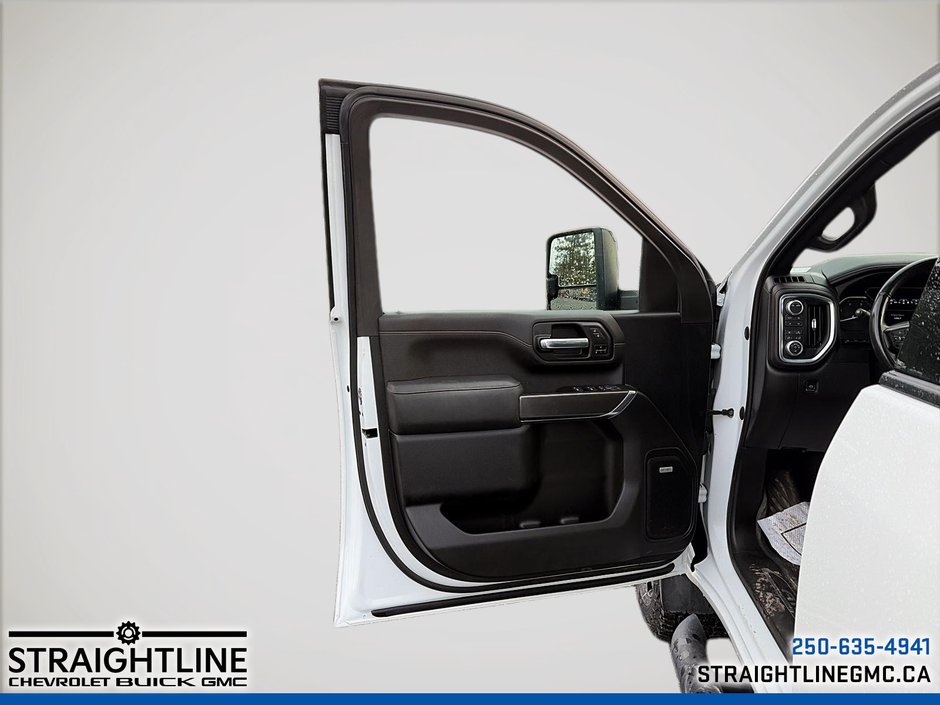 2023 GMC Sierra 3500HD AT4-9