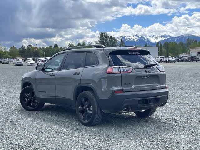 2022 Jeep Cherokee Altitude-3