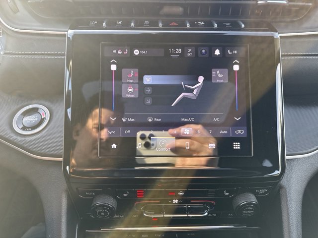 2024 Jeep Grand Cherokee Altitude-20