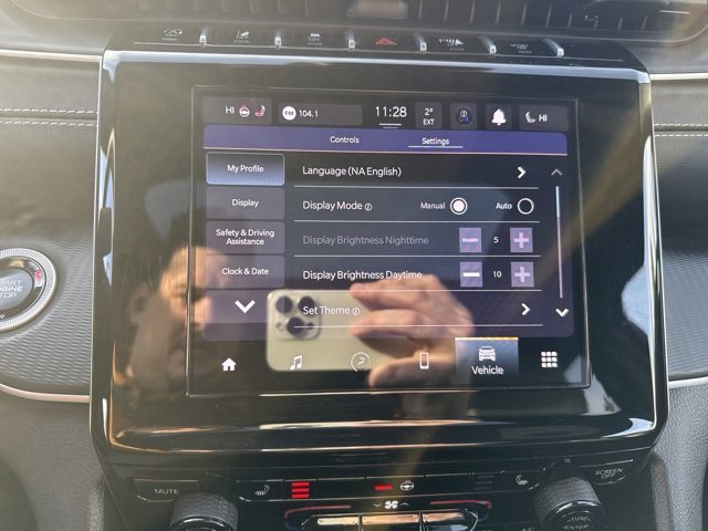 2024 Jeep Grand Cherokee Altitude-22