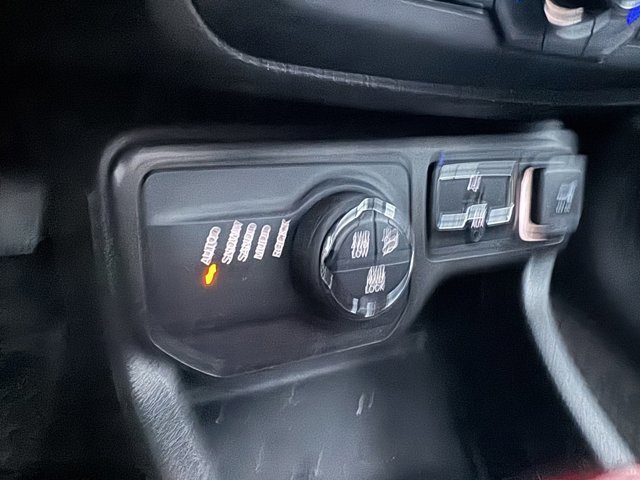 2021 Jeep Renegade Trailhawk-18