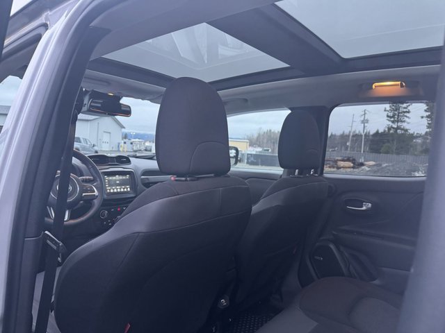 2021 Jeep Renegade Trailhawk-8