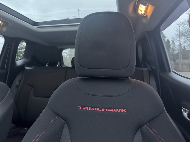 2021 Jeep Renegade Trailhawk-12