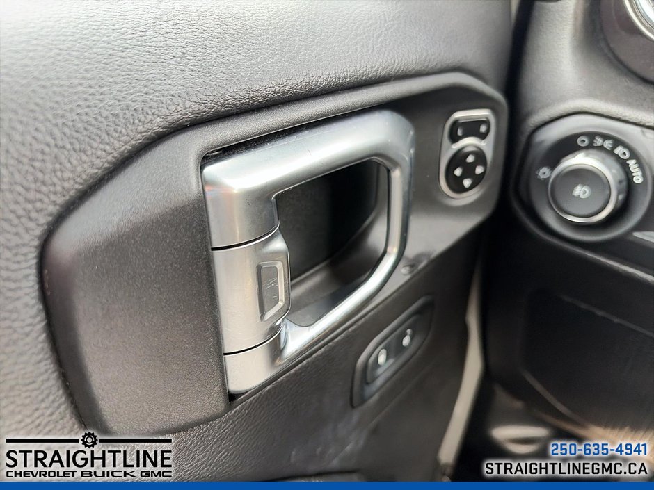 2019 Jeep Wrangler Unlimited Sahara-18