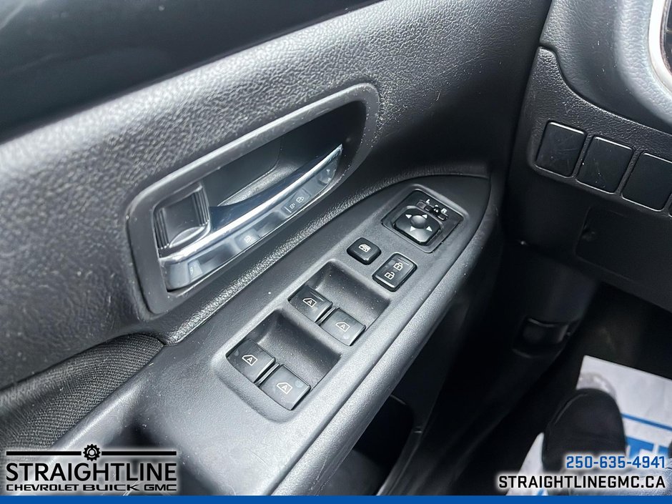 2019 Mitsubishi Outlander ES Touring-18