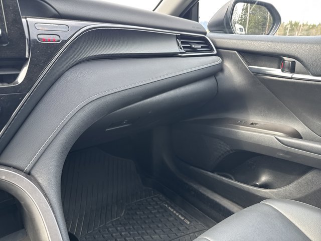 2021 Toyota Camry SE-21