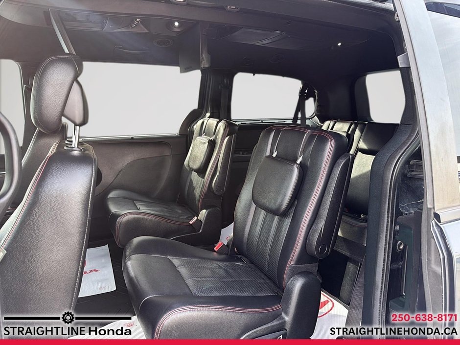 2014 Dodge Grand Caravan R/T-19