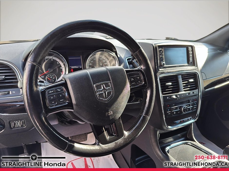 2020 Dodge Grand Caravan Premium Plus-11