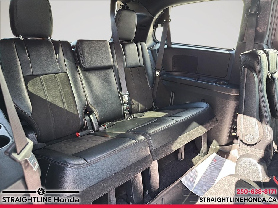 2020 Dodge Grand Caravan Premium Plus-18