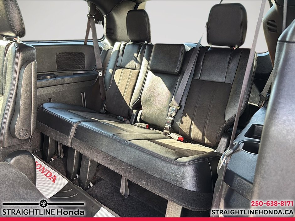 2020 Dodge Grand Caravan Premium Plus-16