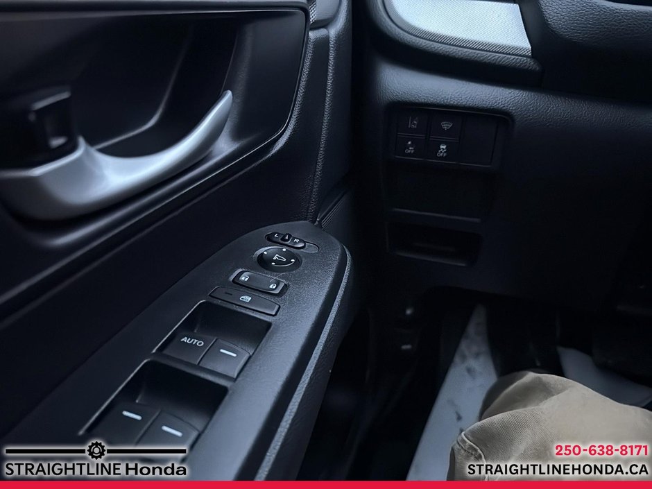 2017 Honda CR-V LX-12